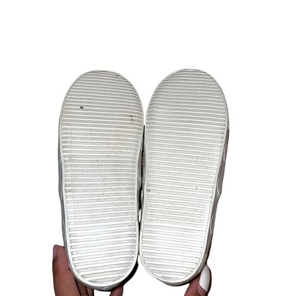 Old Navy Light Blue Denim Slip-on Shoes Size 11 - Picture 4 of 5